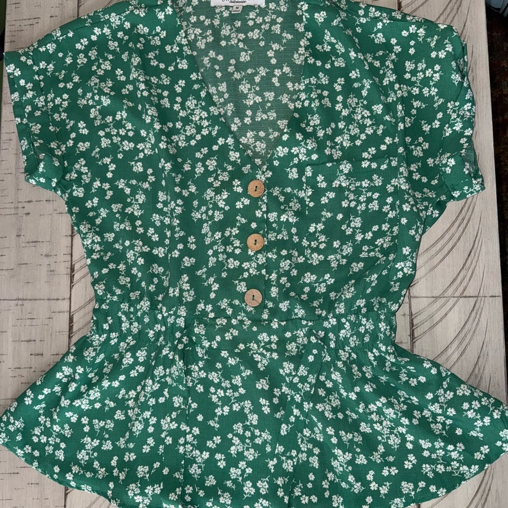 Sweet Rain Green Floral Blouse with Buttons